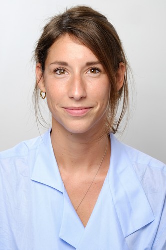 Dr. Charlotte WAXWEILER